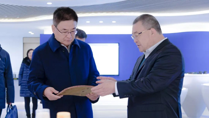 山东省科技厅党组书记、厅长孙海生一行莅临青源峰达太赫兹科技调研